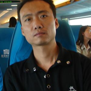 刘华东