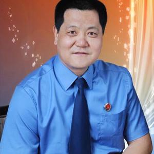 王德华