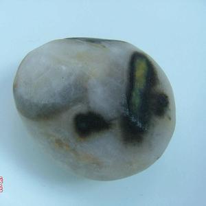 文字石《小》