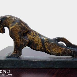 卢丹《雄风》1981年（青铜）