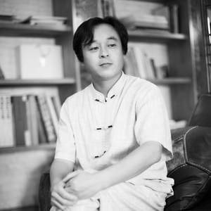 黄华