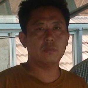 栾培东
