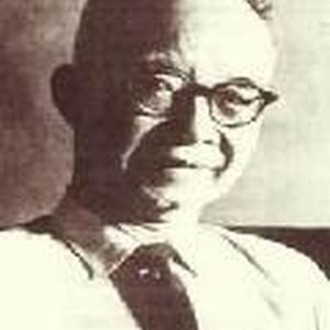 易君左