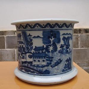 青花开光民居山水笔筒