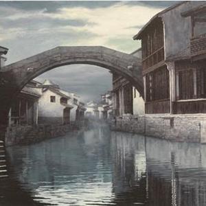 映水藏影