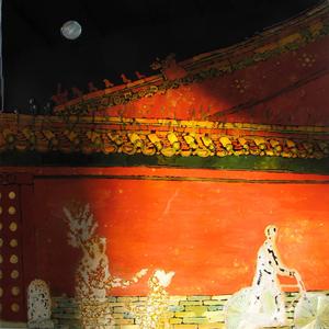 物是人非