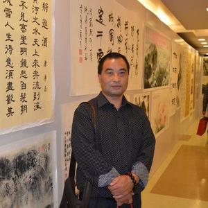 李行
