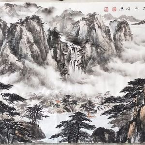 群峰竞秀