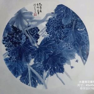 水墨青花葡萄团扇