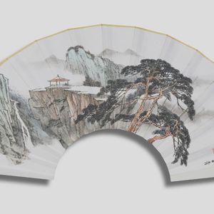 瀑近春风湿